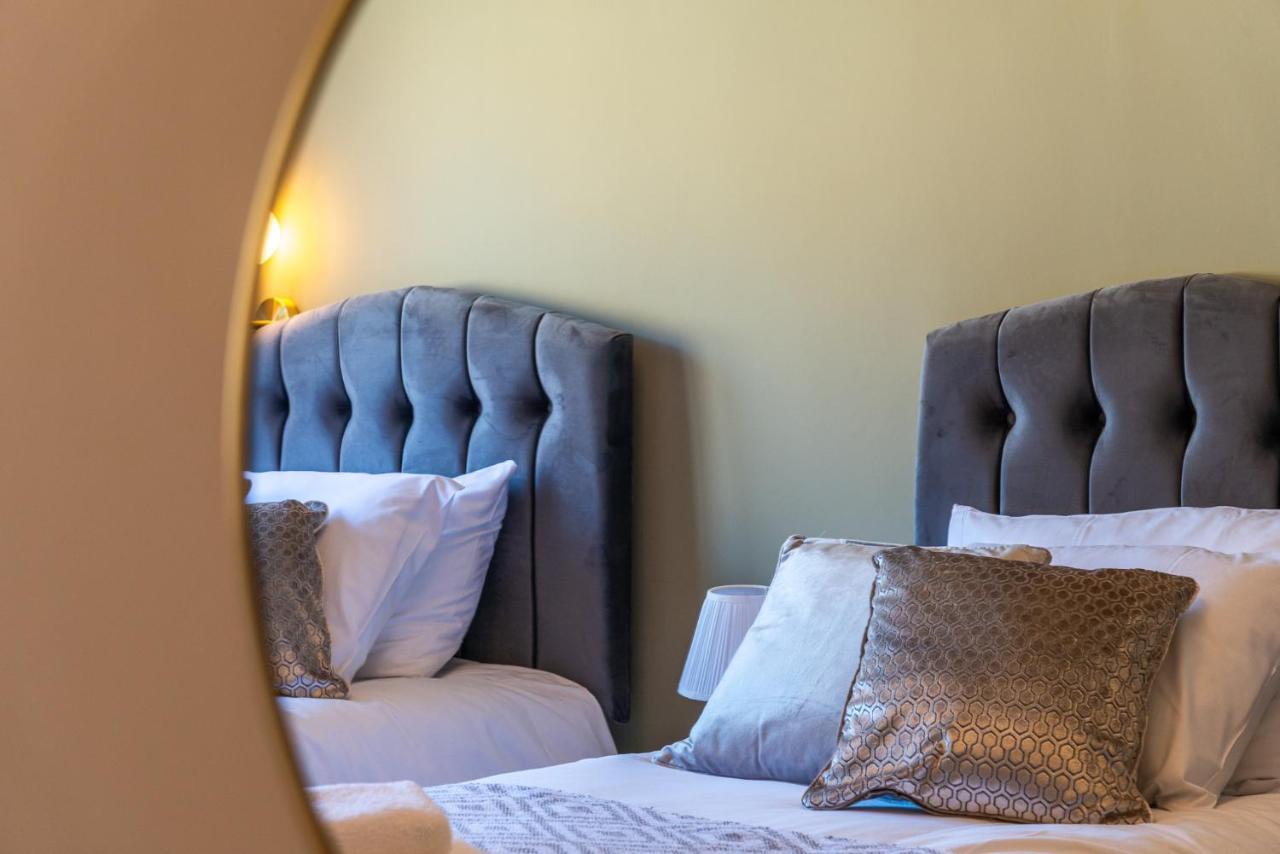 Elegant Studio - Perfect For Explorers Apartment Londra Exterior foto