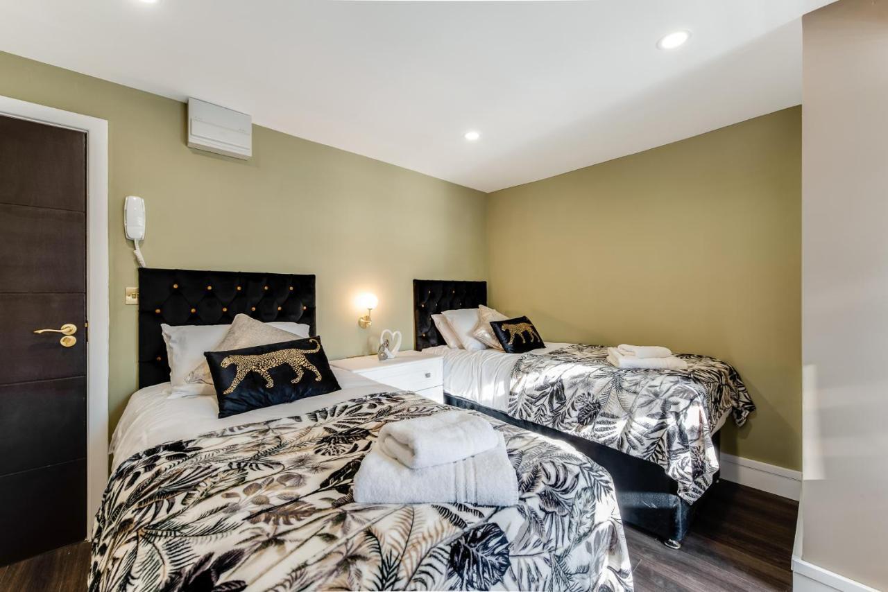 Elegant Studio - Perfect For Explorers Apartment Londra Exterior foto