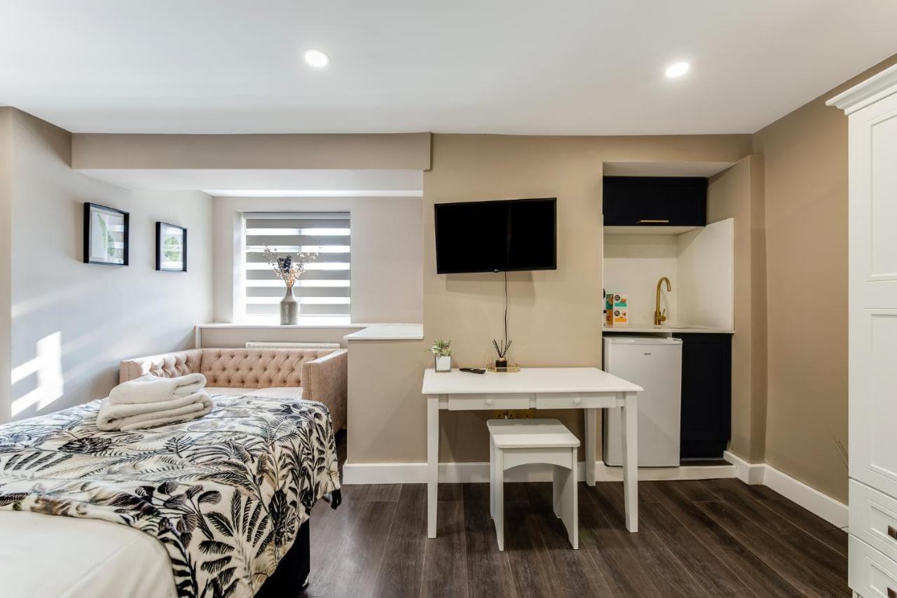 Elegant Studio - Perfect For Explorers Apartment Londra Exterior foto